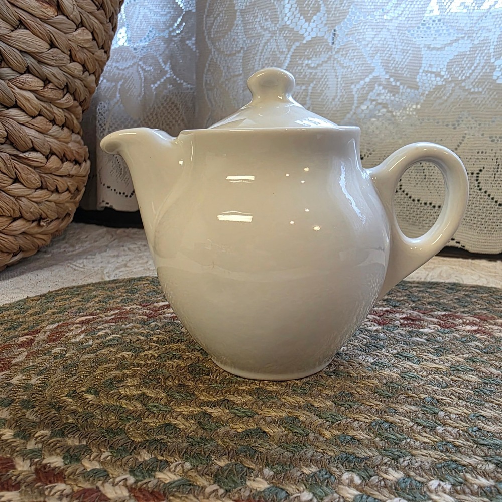 Syracuse China 4" Teapot Small White Vintage Ware 91-I USA